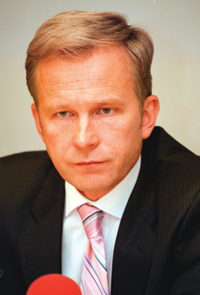 RIMSEVICS.PNG (108285 bytes)