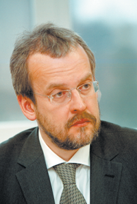 ZILE.PNG (112359 bytes)