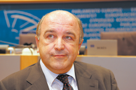 ALMUNJA2.PNG (91878 bytes)