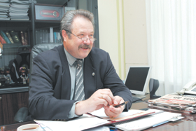 CERNAJSAB.PNG (91862 bytes)