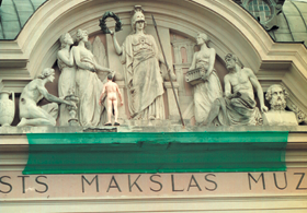 MUZEJS.PNG (115466 bytes)