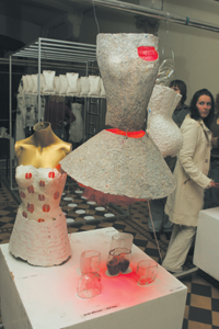 IZSTADE1.PNG (116554 bytes)