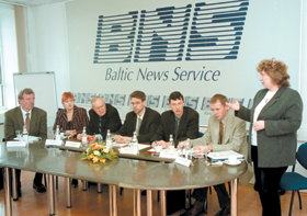 LITTA.PNG (111786 bytes)