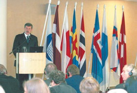 ZIEMELVALSTIS.PNG (107263 bytes)