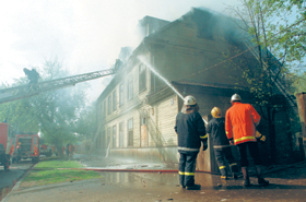 UGUNS.PNG (103503 bytes)