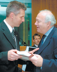 PABRIKS.PNG (106501 bytes)