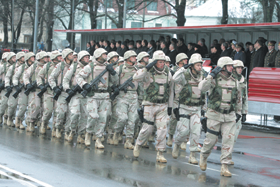 ARMIJA01.PNG (123684 bytes)