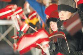 ARMIJA04.PNG (104676 bytes)