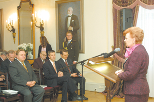 PIRMAAA.PNG (120310 bytes)