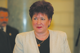 STAKE.PNG (85686 bytes)