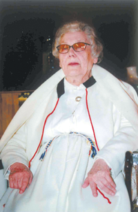 MARTUZEVA001.PNG (102724 bytes)