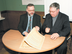 BIBLIOTEKA.PNG (105790 bytes)