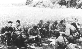 VIRSNIEKI01.PNG (42601 bytes)