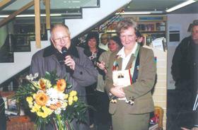 EIDUSS002.PNG (104965 bytes)