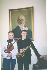 MUZIKA.PNG (102808 bytes)