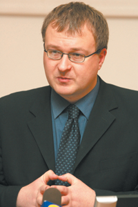 MUCINS.PNG (102045 bytes)