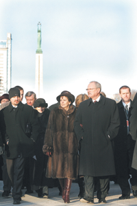 GASPAROVICS.PNG (91606 bytes)