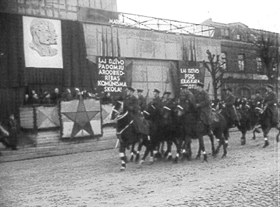 VESTURE1.PNG (47801 bytes)