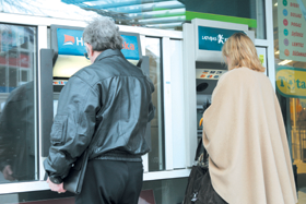 BANKOMATI.PNG (99922 bytes)