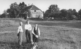 LAUKI1.PNG (39039 bytes)