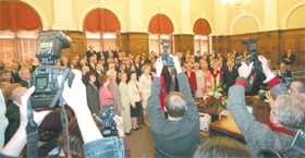 01.PNG (92715 bytes)