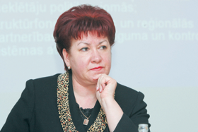 STAKE.PNG (82769 bytes)