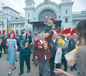 UZVARA03.PNG (145933 bytes)