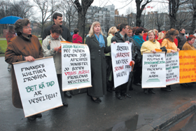 PIKETS.PNG (115920 bytes)