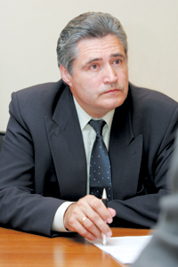 JAUNSLEINIS1.PNG (104567 bytes)