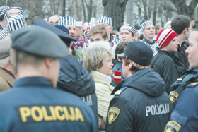 POLICIJA.PNG (114481 bytes)