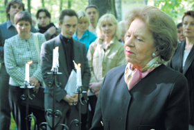 GROSVALDS2.PNG (105864 bytes)