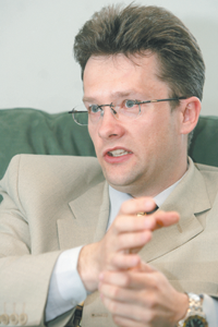 STRINGEVICS.PNG (104772 bytes)