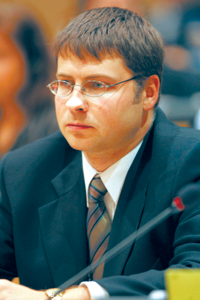 DOMBROVSKIS.PNG (112197 bytes)