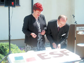 ESF2.PNG (98433 bytes)