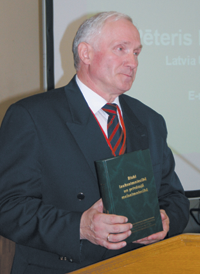 LAUKI05.PNG (90807 bytes)