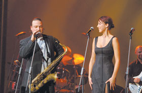 JAZZ02.JPG (14996 bytes)