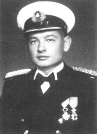 LEGZDINS1.JPG (12104 bytes)