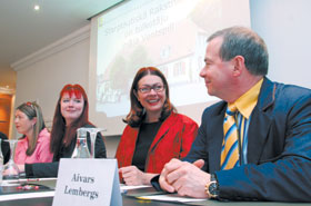 DZILUMA.JPG (16682 bytes)