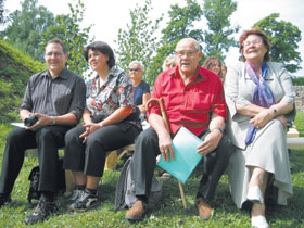 ARAISI2.JPG (26399 bytes)