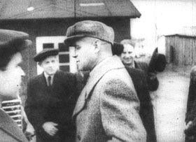 VESTURE-2.JPG (14343 bytes)