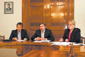 IENEMUMI.JPG (16735 bytes)