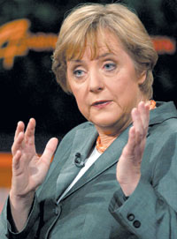 MERKELE.JPG (16114 bytes)