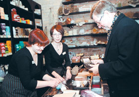 SIDOVS6.JPG (21388 bytes)