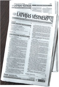 BOOOKS.JPG (19305 bytes)