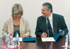 IZM-LPS.JPG (15283 bytes)