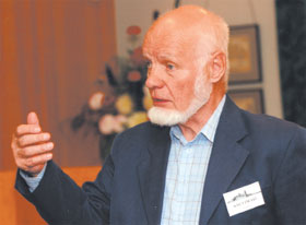 280.JPG (12418 bytes)