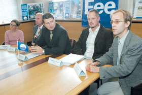 KONFERENCE.JPG (17688 bytes)