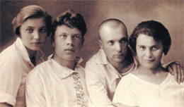 STOR3.JPG (10533 bytes)