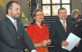 DEMAKOVA.JPG (15833 bytes)