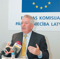 61.JPG (12000 bytes)